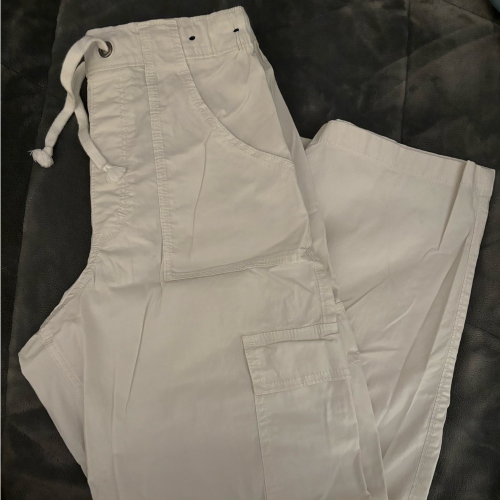 Hollister white cargo straight leg pants